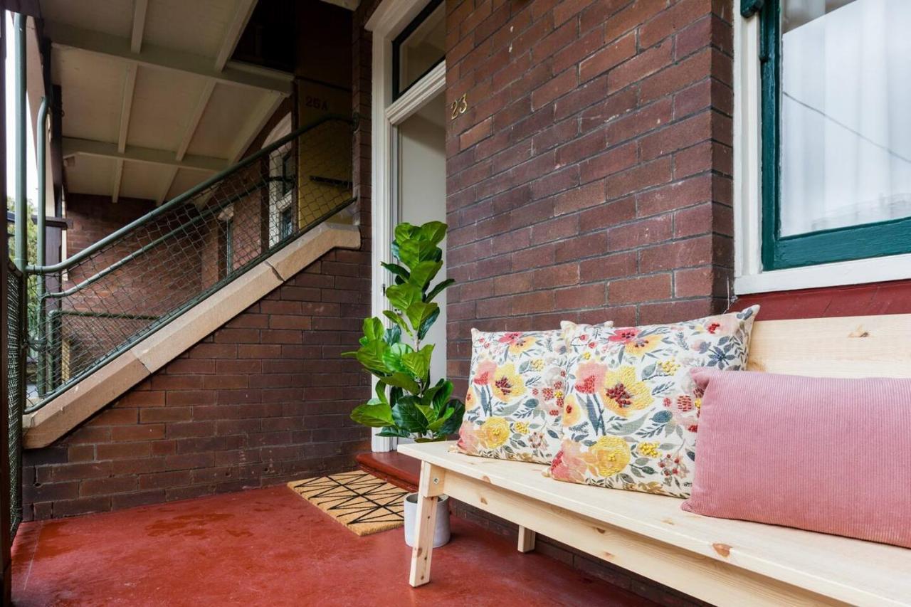 'two Of A Kind' Heritage With Harbour Views Sydney